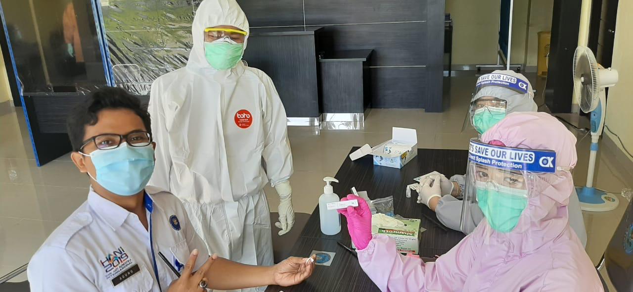 Menyongsong Tatanan Normal Baru, Loka Batam Gelar Pemeriksaan Rapid Test Kepada Seluruh Pegawai Menyongsong Tatanan Normal Baru, Loka Batam Gelar Pemeriksaan Rapid Test Kepada Seluruh Pegawai