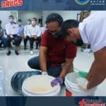 Produktif Selama Bulan Puasa, Klien Rehabilitasi Membuat Cairan Sabun Pembersih
