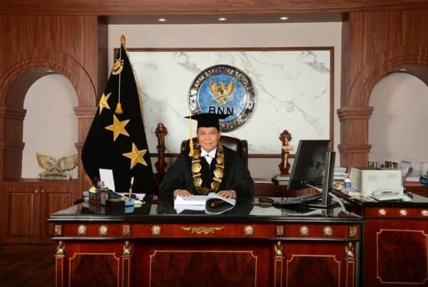 Komjen Pol. Prof. Dr. Petrus R. Golose Raih Penghargaan Tertinggi di Bidang Akademik